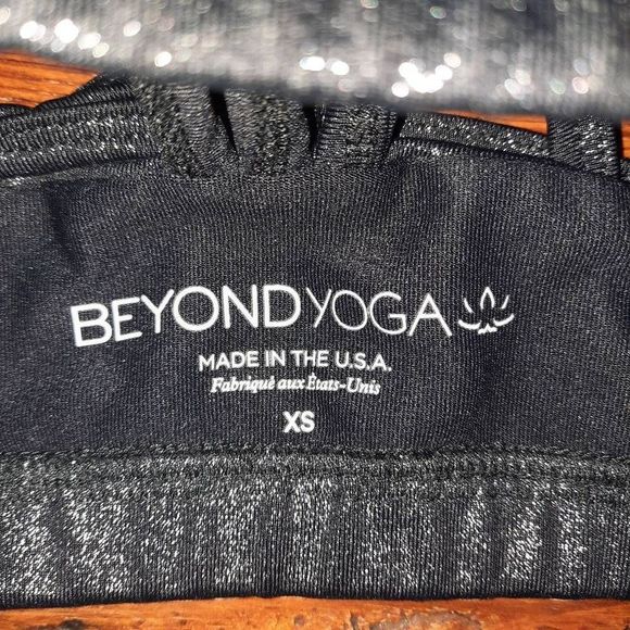 Beyond Yoga Double Strappy Back Metallic Sports Bra - Picture 3 of 3